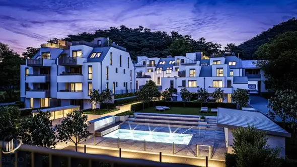 Allgäu-Wellness-Resort mit Panoramablick auf grüne Hügel